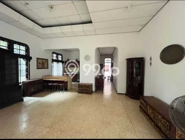 Ready to Use! Premium House LT 1830m2 Desain Elegan di Cipinang Ready to Use! Premium House LT 1830m2 Desain Elegan di Cipinang