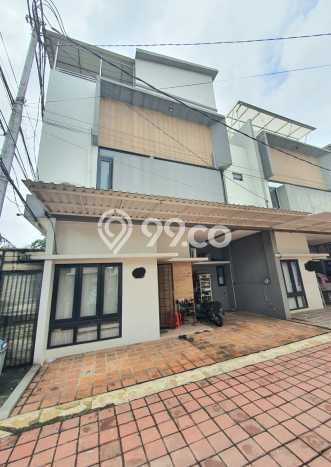Rumah Minimalis 3 KT di Bintaro Tangerang Selatan Semi Furnished Rumah Minimalis 3 KT di Bintaro Tangerang Selatan Semi Furnished