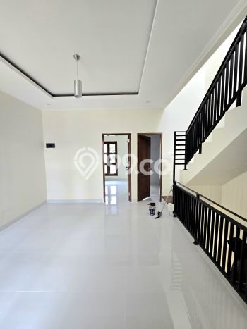 For Sale Rumah 3 Kamar Lokasi Strategis Nyaman dan Strategis di Ciputat For Sale Rumah 3 Kamar Lokasi Strategis Nyaman dan Strategis di Ciputat