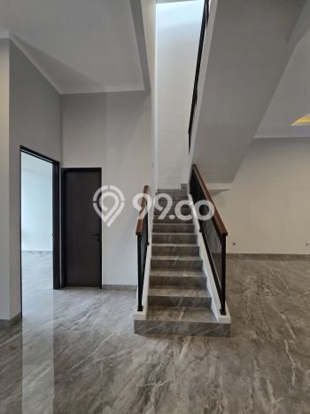 Ready to Use! Premium House LT 267m2 Desain Elegan di Sektor 9-Bintaro Ready to Use! Premium House LT 267m2 Desain Elegan di Sektor 9-Bintaro