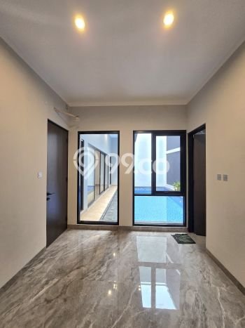 Ready to Use! Premium House LT 267m2 Desain Elegan di Sektor 9-Bintaro Ready to Use! Premium House LT 267m2 Desain Elegan di Sektor 9-Bintaro