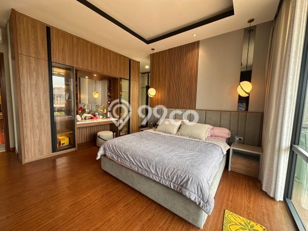 Hunian Elit LB 297m2 Siap Huni Desain Elegan di Kota Wisata, Bogor Hunian Elit LB 297m2 Siap Huni Desain Elegan di Kota Wisata, Bogor
