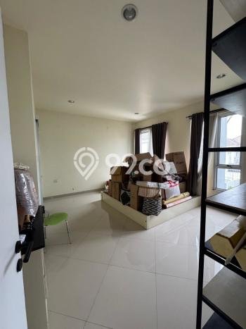 Rumah Elit LB 118m2 Siap Pakai Desain Elegan di Kota Wisata, Bogor Rumah Elit LB 118m2 Siap Pakai Desain Elegan di Kota Wisata, Bogor