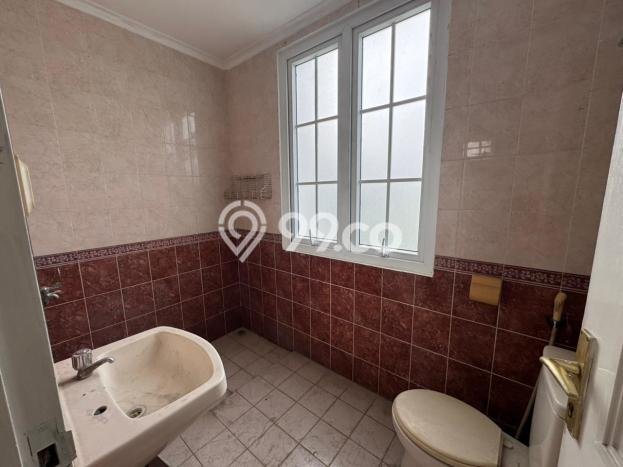 BEST DEAL! Rumah di Cileungsi, 2 KM, Akses Mudah Pusat Kota, LT 128m² Bangunan 110m² BEST DEAL! Rumah di Cileungsi, 2 KM, Akses Mudah Pusat Kota, LT 128m² Bangunan 110m²