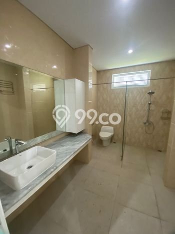 Rumah Luxury Modern Tanpa Renovasi di Kota Wisata Bogor Rumah Luxury Modern Tanpa Renovasi di Kota Wisata Bogor