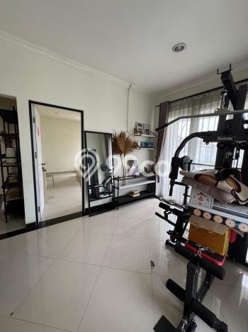 Rumah Elit LB 118m2 Siap Pakai Desain Elegan di Kota Wisata, Bogor Rumah Elit LB 118m2 Siap Pakai Desain Elegan di Kota Wisata, Bogor