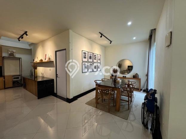 Rumah Elit LB 118m2 Siap Pakai Desain Elegan di Kota Wisata, Bogor Rumah Elit LB 118m2 Siap Pakai Desain Elegan di Kota Wisata, Bogor