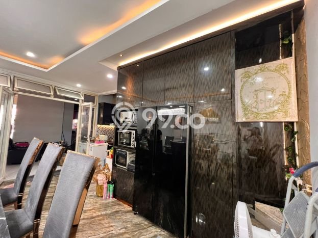 Hunian Elit LB 240m2 Siap Huni Desain Elegan di Citra Grand, Jakarta Timur Hunian Elit LB 240m2 Siap Huni Desain Elegan di Citra Grand, Jakarta Timur