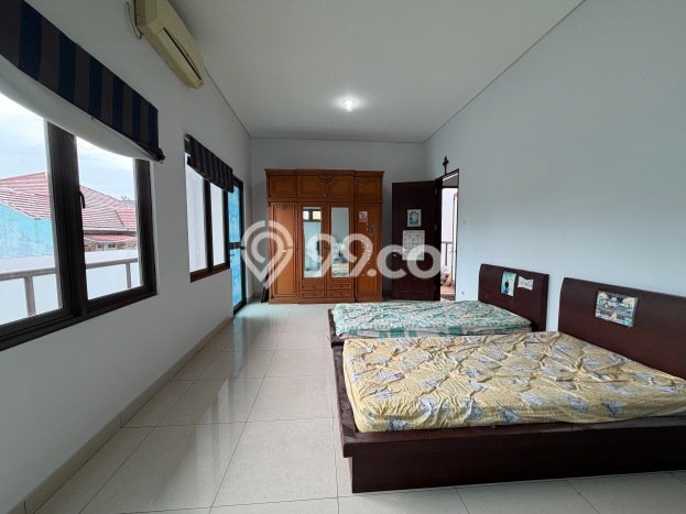Rumah Mewah LB 385m2 Siap Pakai Desain Elegan di Kota Wisata, Bogor Rumah Mewah LB 385m2 Siap Pakai Desain Elegan di Kota Wisata, Bogor