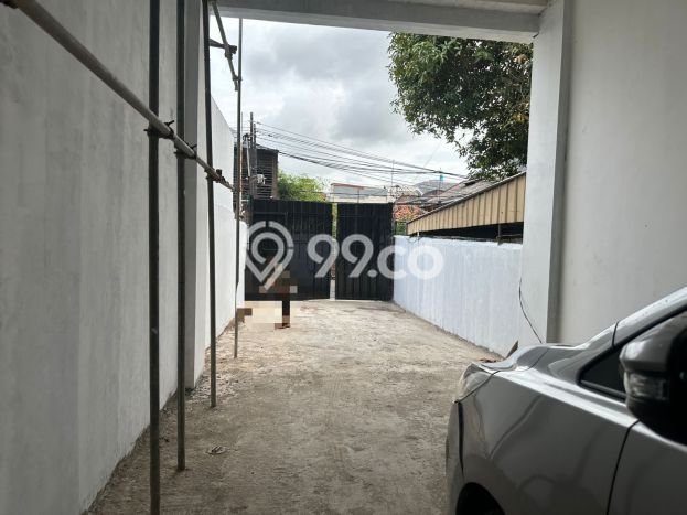 Rumah Premium di Jakarta Barat Strategis Kondisi Baik Rumah Premium di Jakarta Barat Strategis Kondisi Baik