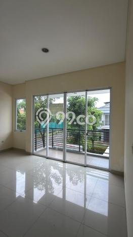 For Sale! Luxury House LT 180m2 Desain Elegan di Green Lake City For Sale! Luxury House LT 180m2 Desain Elegan di Green Lake City