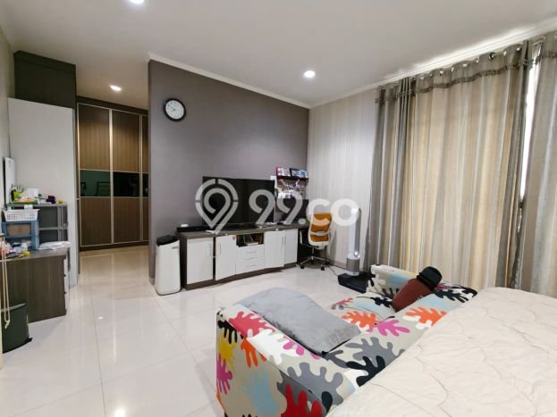 Hunian Elit LB 300m2 Siap Huni Desain Elegan di Duta Garden, Jakarta Barat Hunian Elit LB 300m2 Siap Huni Desain Elegan di Duta Garden, Jakarta Barat