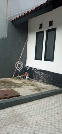 Disewakan! Rumah 3 Kamar Tidur &
1 Kamar Mandi di Taman Royal, Tangerang Disewakan! Rumah 3 Kamar Tidur &
1 Kamar Mandi di Taman Royal, Tangerang