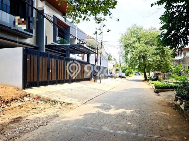 Kavling Tanah untuk Dijual di Meruya, Jakarta Barat, Luas 250m2 Kavling Tanah untuk Dijual di Meruya, Jakarta Barat, Luas 250m2