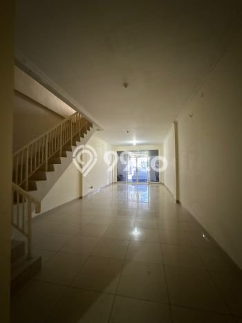 Ruko Dijual di Prime Area Jakarta Barat Luas 150m2 Ruko Dijual di Prime Area Jakarta Barat Luas 150m2