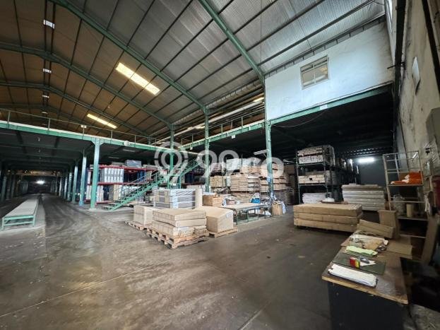 Gudang paling strategis disewakan di Jati Uwung Tangerang Gudang paling strategis disewakan di Jati Uwung Tangerang