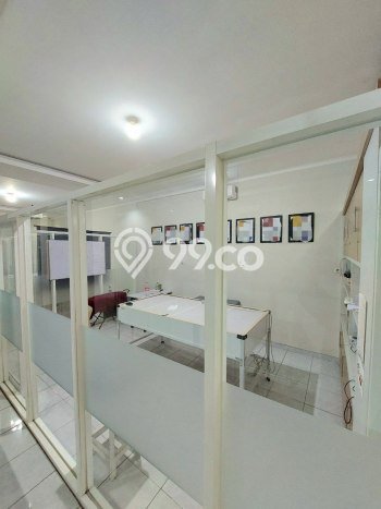 Area Strategis! Disewakan Ruko Lokasi Blimbing, Malang Cocok untuk Bisnis Area Strategis! Disewakan Ruko Lokasi Blimbing, Malang Cocok untuk Bisnis
