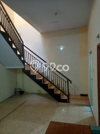 Disewakan! Rumah 8 Kamar Tidur &
2 Kamar Mandi di Sawojajar, Malang Disewakan! Rumah 8 Kamar Tidur &
2 Kamar Mandi di Sawojajar, Malang