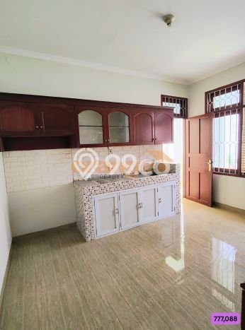 Rumah Disewakan Jakarta Timur LT 180m2 LB 200m2 Kawasan Raffles Hills Rumah Disewakan Jakarta Timur LT 180m2 LB 200m2 Kawasan Raffles Hills
