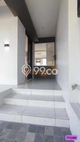 For Sale Hunian Rumah Terawat 3 KT di Legenda Wisata, Jakarta Timur For Sale Hunian Rumah Terawat 3 KT di Legenda Wisata, Jakarta Timur