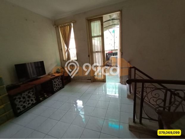 For Sale Hunian Rumah Terawat 3 Kamar di Kota Wisata, Jakarta Timur For Sale Hunian Rumah Terawat 3 Kamar di Kota Wisata, Jakarta Timur