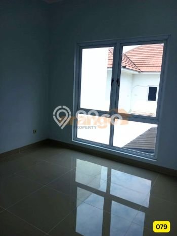 Jual Rumah Eksklusif 3 KT di Kota Wisata, Jakarta Timur Jual Rumah Eksklusif 3 KT di Kota Wisata, Jakarta Timur
