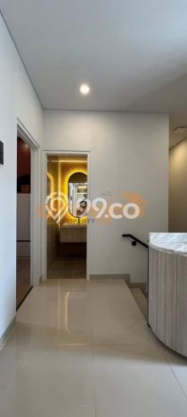 Dijual Rumah Luas Elegan Dengan View Cantik di Cijantung, Jakarta Timur Dijual Rumah Luas Elegan Dengan View Cantik di Cijantung, Jakarta Timur