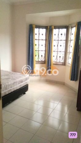 Disewakan! Rumah 3 Kamar Tidur &
3 Kamar Mandi di Kota Wisata, Jakarta Timur Disewakan! Rumah 3 Kamar Tidur &
3 Kamar Mandi di Kota Wisata, Jakarta Timur