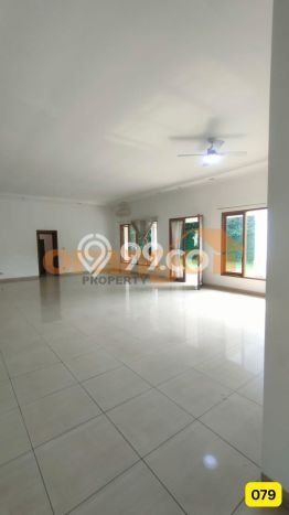 Rumah Elit LB 450m2 Siap Pakai Desain Elegan di Kemang, Jakarta Selatan Rumah Elit LB 450m2 Siap Pakai Desain Elegan di Kemang, Jakarta Selatan