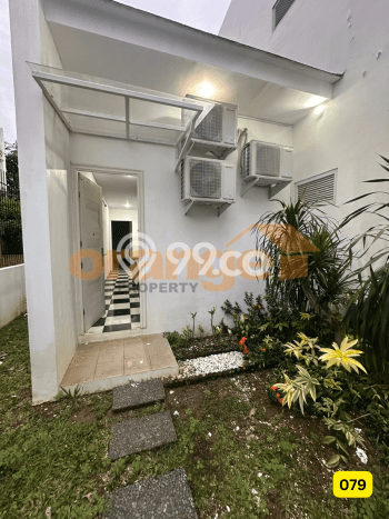 Dijual Rumah Luas Megah Dengan View Eksklusif di Kota Wisata, Jakarta Timur Dijual Rumah Luas Megah Dengan View Eksklusif di Kota Wisata, Jakarta Timur