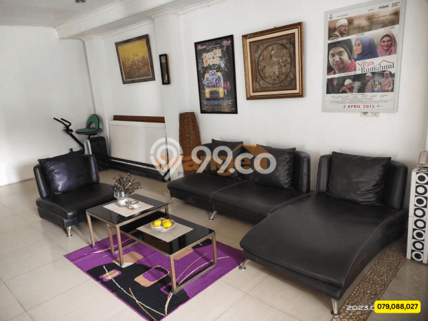 Rumah Elit LB 400m2 Siap Pakai Desain Elegan di Kota Wisata, Jakarta Timur Rumah Elit LB 400m2 Siap Pakai Desain Elegan di Kota Wisata, Jakarta Timur