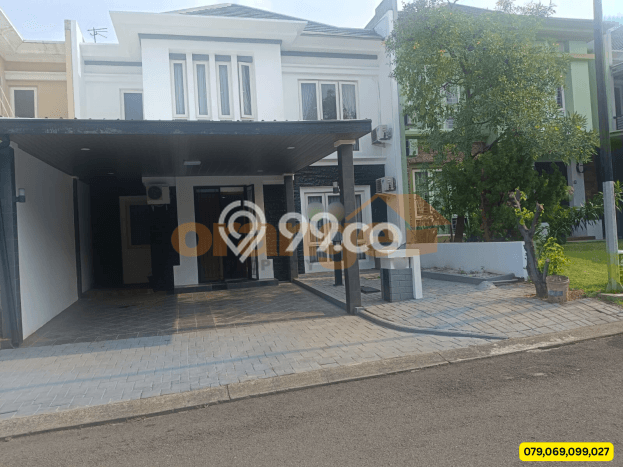 Dijual Rumah Mewah Elegan Dengan View Eksklusif di Cibubur, Jakarta Timur Dijual Rumah Mewah Elegan Dengan View Eksklusif di Cibubur, Jakarta Timur