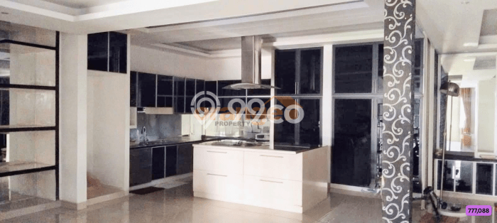 Ready to Use! Premium House LT 200m2 Desain Elegan di Raffles Hills Ready to Use! Premium House LT 200m2 Desain Elegan di Raffles Hills