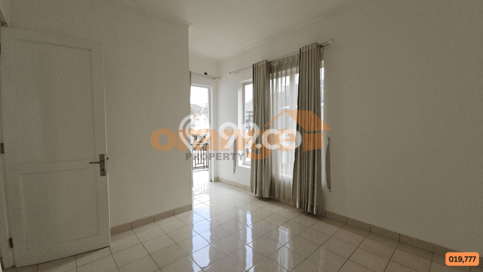 BEST LOCATION! Rumah kawasan Kota Wisata, Dekat Stasiun, 3 KT, Luas 120m² Bangunan 88m² BEST LOCATION! Rumah kawasan Kota Wisata, Dekat Stasiun, 3 KT, Luas 120m² Bangunan 88m²