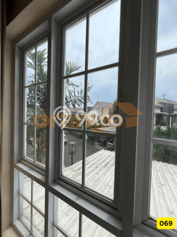 Rumah Elit Modern Siap Huni di Cibubur Jakarta Timur Rumah Elit Modern Siap Huni di Cibubur Jakarta Timur