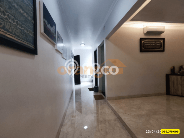 For Sale! Luxury House LT 600m2 Desain Modern di Kota Wisata For Sale! Luxury House LT 600m2 Desain Modern di Kota Wisata