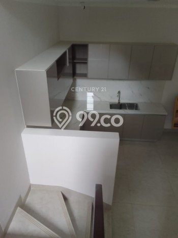 Hunian Mewah LB 180m2 Siap Pakai Desain Elegan di Buaran, Jakarta Timur Hunian Mewah LB 180m2 Siap Pakai Desain Elegan di Buaran, Jakarta Timur