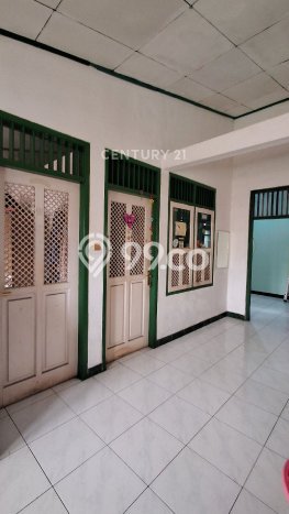 Rumah Modern 4 KT di Pondok Bambu Jakarta Timur Full Furnished Rumah Modern 4 KT di Pondok Bambu Jakarta Timur Full Furnished