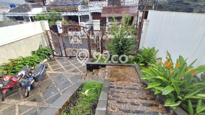 Best Deal Hunian Mewah Ideal dan Luas di Jatinegara, Jakarta Timur Best Deal Hunian Mewah Ideal dan Luas di Jatinegara, Jakarta Timur