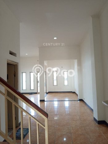 Lokasi Strategis! Dijual Ruko Bisnis di Duren Sawit, Jakarta Timur Kondisi Bagus Lokasi Strategis! Dijual Ruko Bisnis di Duren Sawit, Jakarta Timur Kondisi Bagus