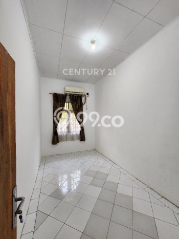 Jarang Ada! Rumah Sewa 4 Kamar Nyaman Siap Huni Rawamangun Jarang Ada! Rumah Sewa 4 Kamar Nyaman Siap Huni Rawamangun