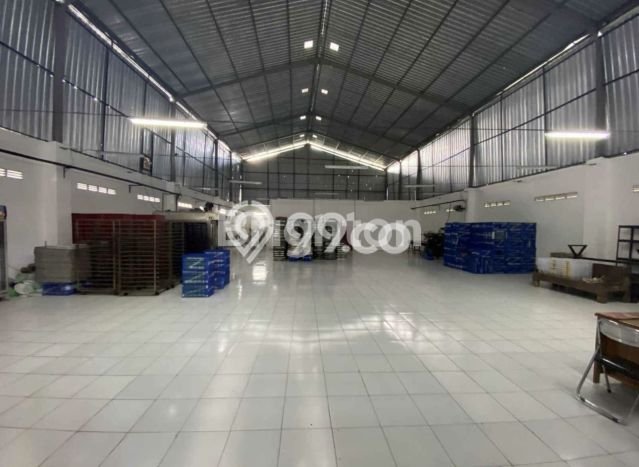 Unit Gudang Dijual di Kediri Tabanan Luas Bangunan 450m2 Unit Gudang Dijual di Kediri Tabanan Luas Bangunan 450m2