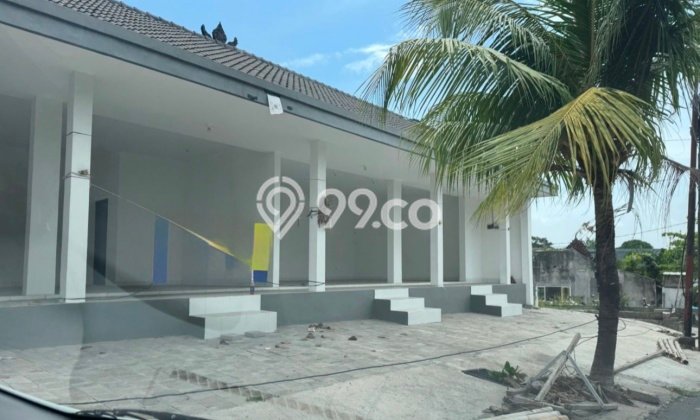 FOR RENT! Ruko di Kerobokan Cocok untuk Bisnis 48m2 FOR RENT! Ruko di Kerobokan Cocok untuk Bisnis 48m2