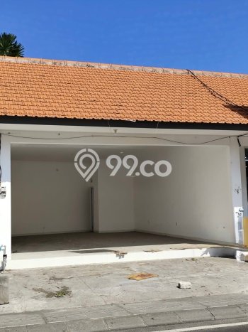 Disewakan Ruko di Kawasan Ramai Canggu Luas 60m2 Disewakan Ruko di Kawasan Ramai Canggu Luas 60m2