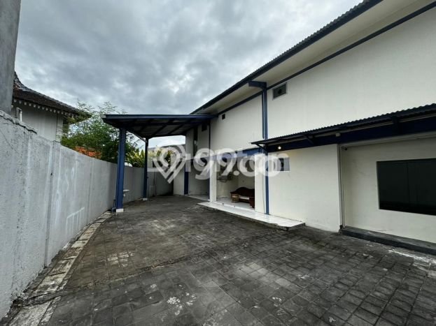 Gudang Dijual di Badung LT 800m2 & LB 674m2 Lokasi Terbaik! Gudang Dijual di Badung LT 800m2 & LB 674m2 Lokasi Terbaik!