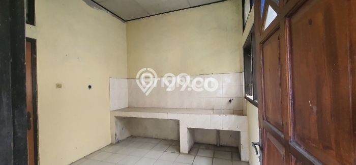 Dijual Cepat Rumah Bagus Siap Huni LB 181m2 di Solo Baru, Solo Dijual Cepat Rumah Bagus Siap Huni LB 181m2 di Solo Baru, Solo