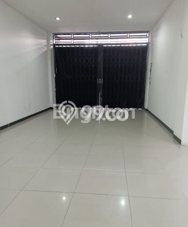 Ruko Dijual di Badung LT 457m2 & LB 900m2 Lokasi Terbaik! Ruko Dijual di Badung LT 457m2 & LB 900m2 Lokasi Terbaik!