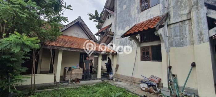 Dijual Cepat Rumah Bagus Siap Huni LB 181m2 di Solo Baru, Solo Dijual Cepat Rumah Bagus Siap Huni LB 181m2 di Solo Baru, Solo