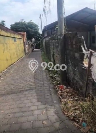 Unit Gudang Disewakan di Kerobokan di Area Ramai & Strategis Unit Gudang Disewakan di Kerobokan di Area Ramai & Strategis