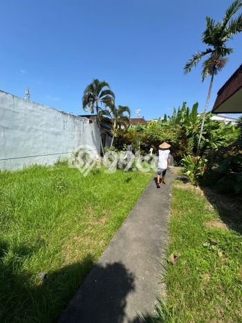 Disewakan Rumah Konsep Minimalis di Kuta Badung dengan 6 KT Disewakan Rumah Konsep Minimalis di Kuta Badung dengan 6 KT